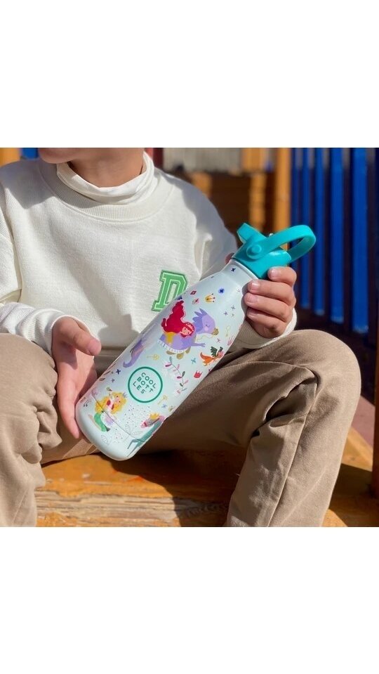 Cool Bottles - Nerūdijančio plieno vaikiškas buteliukas su šiaudeliu arba užsukimu, 350ml (Princess kingdom) Cool Bottles - Nerūdijančio plieno vaikiškas buteliukas su šiaudeliu arba užsukimu, 350ml (Princess kingdom)