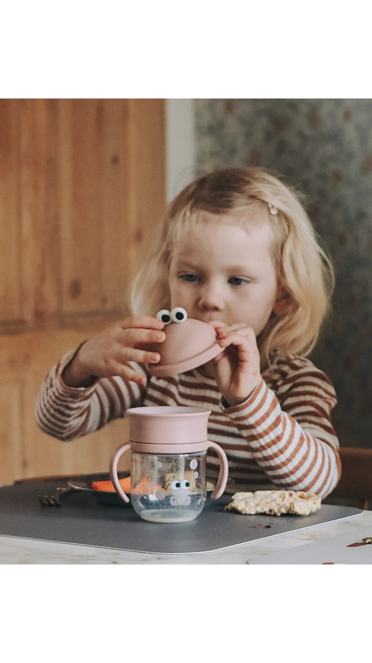 NOUI NOUI 360° puodelis-gertuvė, 250ml - The Frog Cup rosa 3
